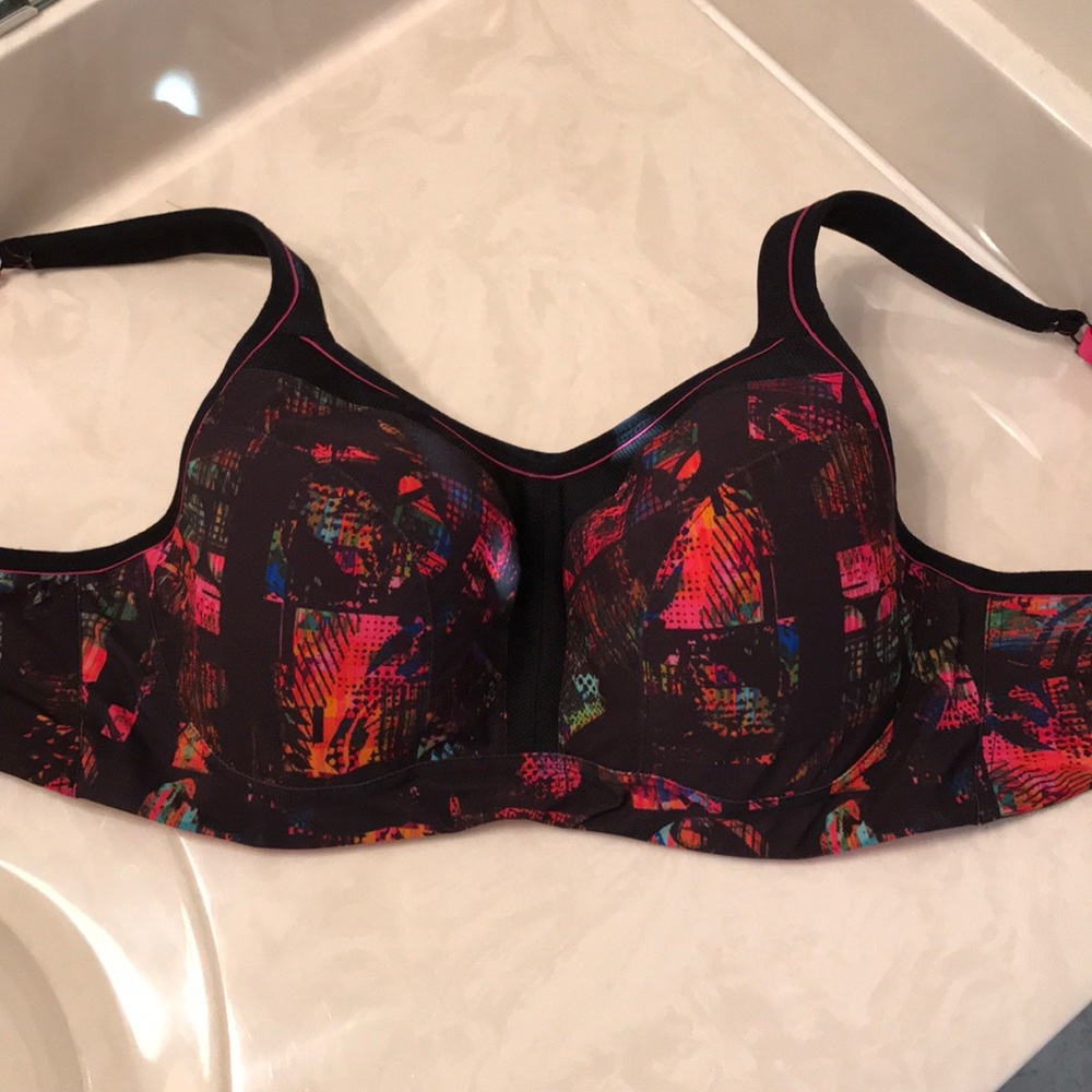 Panache Sports bra - 34F.